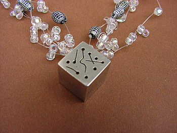 Perlenkette Rainbowstone.de